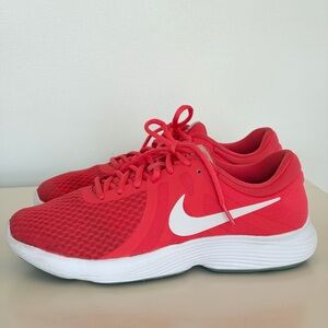 Nike Revolution 4 Wide Women’s Running Shoes Hot Punch Pink 9.5W